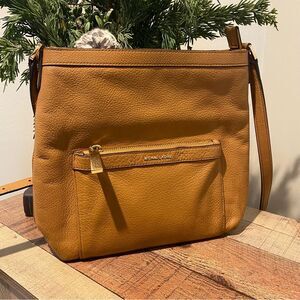 Michael Kors Messenger Bag
